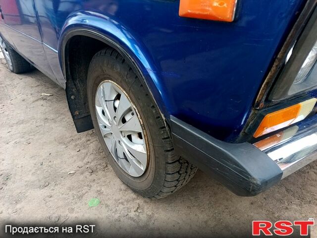 Синий ВАЗ 2106, объемом двигателя 1.5 л и пробегом 300 тыс. км за 1200 $, фото 1 на Automoto.ua