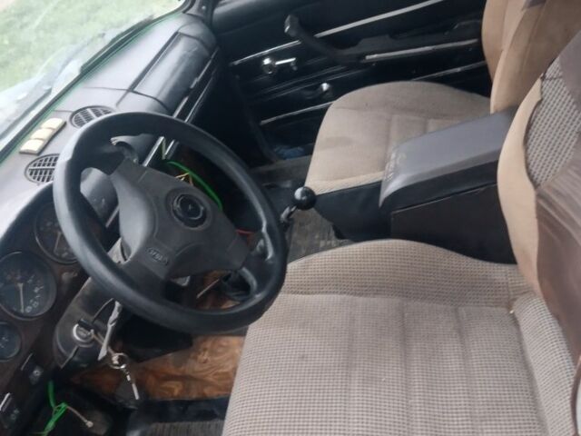 Синий ВАЗ 2106, объемом двигателя 1.6 л и пробегом 527 тыс. км за 343 $, фото 1 на Automoto.ua