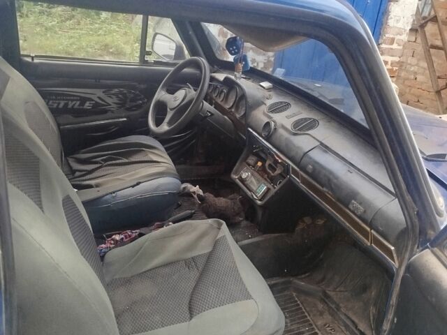 Синий ВАЗ 2106, объемом двигателя 1.3 л и пробегом 500 тыс. км за 336 $, фото 1 на Automoto.ua