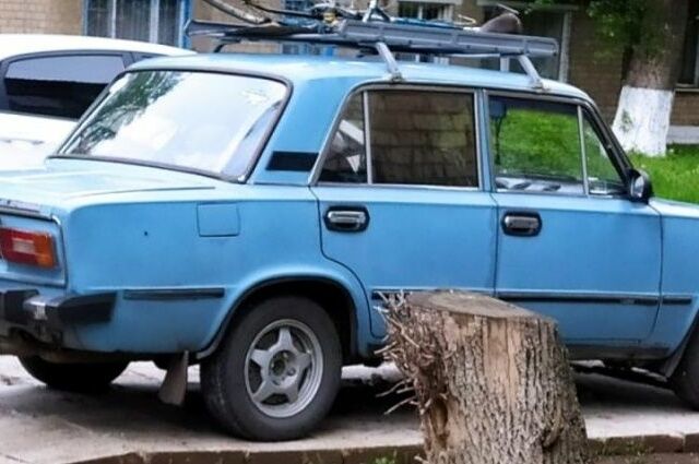 Синий ВАЗ 2106, объемом двигателя 1 л и пробегом 1000 тыс. км за 783 $, фото 1 на Automoto.ua