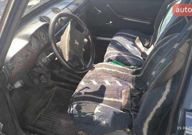 Синий ВАЗ 2106, объемом двигателя 1.3 л и пробегом 104 тыс. км за 900 $, фото 1 на Automoto.ua