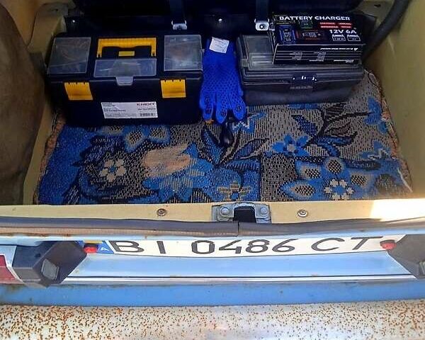 Синий ВАЗ 2106, объемом двигателя 1.3 л и пробегом 76 тыс. км за 1000 $, фото 1 на Automoto.ua