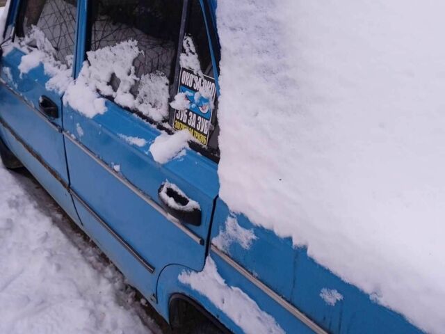 Синий ВАЗ 2106, объемом двигателя 1.5 л и пробегом 3 тыс. км за 300 $, фото 1 на Automoto.ua