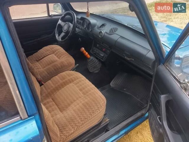 Синий ВАЗ 2106, объемом двигателя 1.45 л и пробегом 100 тыс. км за 1100 $, фото 1 на Automoto.ua