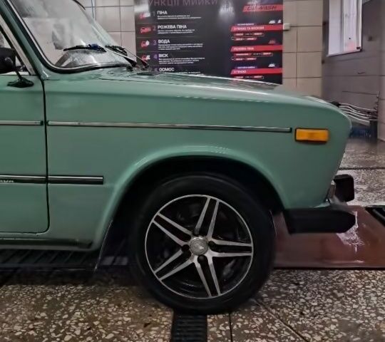 Зеленый ВАЗ 2106, объемом двигателя 1 л и пробегом 12 тыс. км за 1350 $, фото 1 на Automoto.ua