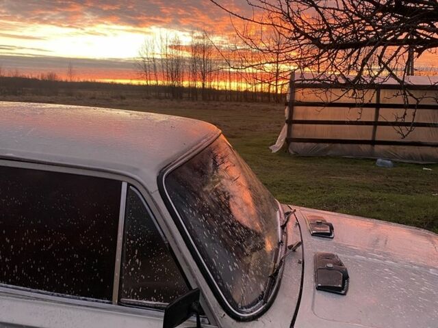 Зеленый ВАЗ 2106, объемом двигателя 1.5 л и пробегом 64 тыс. км за 500 $, фото 1 на Automoto.ua