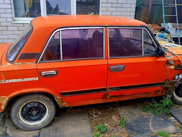 Оранжевый ВАЗ 2106, объемом двигателя 1.6 л и пробегом 0 тыс. км за 150 $, фото 1 на Automoto.ua