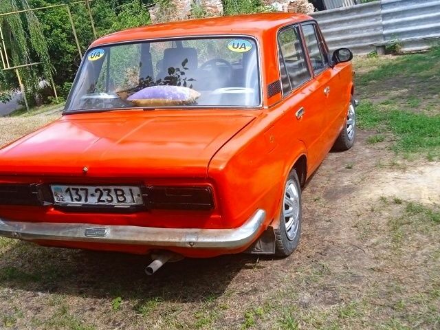 ВАЗ 2106 1986 в Умани на Automoto.ua Оранжевый ВАЗ 2106, объемом двигателя 1.5 л и пробегом 300 тыс. км за 578 $, фото 1 на Automoto.ua