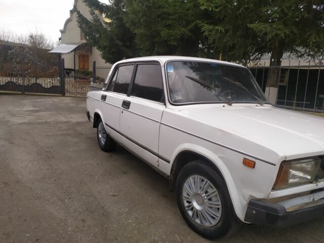 Белый ВАЗ 2107, объемом двигателя 0 л и пробегом 38 тыс. км за 600 $, фото 1 на Automoto.ua