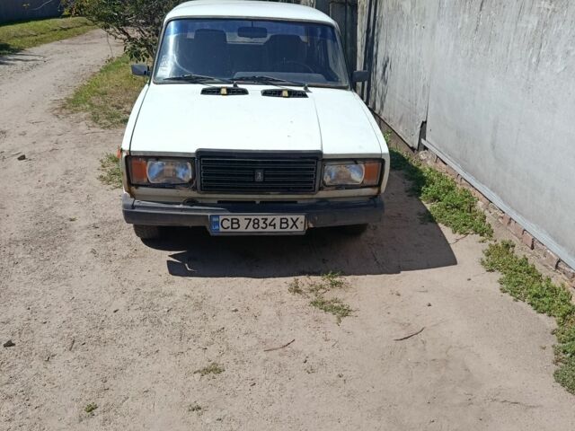 Білий ВАЗ 2107, об'ємом двигуна 1 л та пробігом 1 тис. км за 413 $, фото 1 на Automoto.ua
