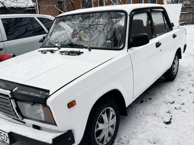 Білий ВАЗ 2107, об'ємом двигуна 1.5 л та пробігом 3 тис. км за 564 $, фото 1 на Automoto.ua