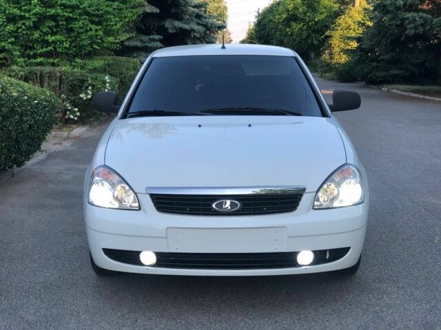 Белый ВАЗ 2107, объемом двигателя 1.6 л и пробегом 2 тыс. км за 4050 $, фото 1 на Automoto.ua