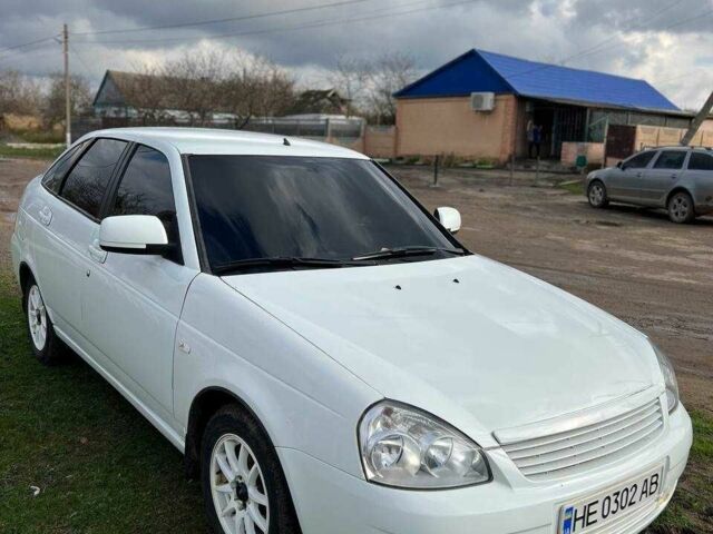 Белый ВАЗ 2107, объемом двигателя 1.6 л и пробегом 230 тыс. км за 2600 $, фото 1 на Automoto.ua