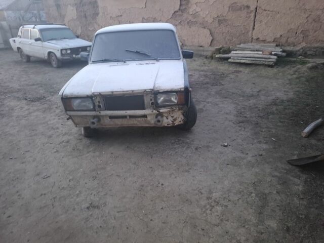 Білий ВАЗ 2107, об'ємом двигуна 0 л та пробігом 150 тис. км за 500 $, фото 1 на Automoto.ua