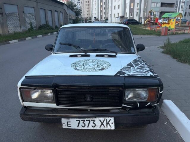 Білий ВАЗ 2107, об'ємом двигуна 1.3 л та пробігом 40 тис. км за 381 $, фото 1 на Automoto.ua