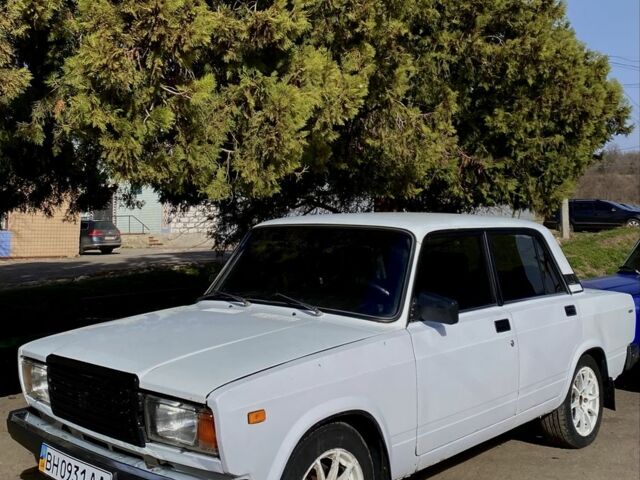 Белый ВАЗ 2107, объемом двигателя 0 л и пробегом 120 тыс. км за 1200 $, фото 1 на Automoto.ua