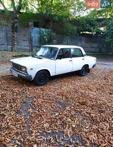 Белый ВАЗ 2107, объемом двигателя 1.5 л и пробегом 99 тыс. км за 650 $, фото 1 на Automoto.ua