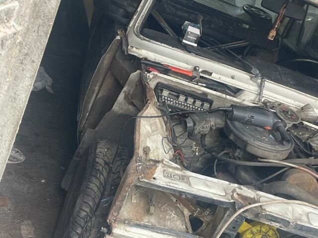 Белый ВАЗ 2107, объемом двигателя 1.3 л и пробегом 3 тыс. км за 300 $, фото 1 на Automoto.ua