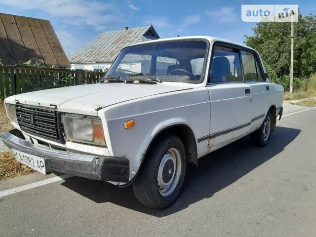 Білий ВАЗ 2107, об'ємом двигуна 1.5 л та пробігом 100 тис. км за 400 $, фото 1 на Automoto.ua