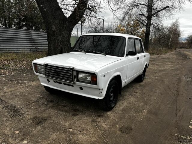 Білий ВАЗ 2107, об'ємом двигуна 1.5 л та пробігом 3 тис. км за 713 $, фото 1 на Automoto.ua