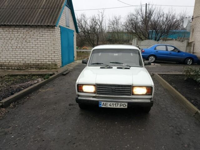 Білий ВАЗ 2107, об'ємом двигуна 1.5 л та пробігом 180 тис. км за 1056 $, фото 1 на Automoto.ua