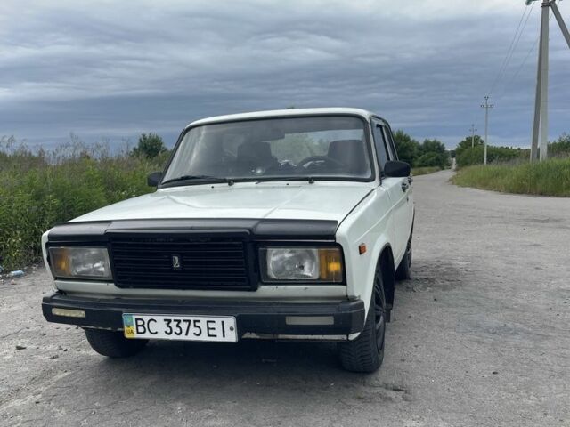 Белый ВАЗ 2107, объемом двигателя 1.3 л и пробегом 3 тыс. км за 850 $, фото 1 на Automoto.ua