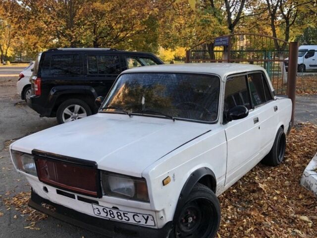 Білий ВАЗ 2107, об'ємом двигуна 1.5 л та пробігом 150 тис. км за 595 $, фото 1 на Automoto.ua