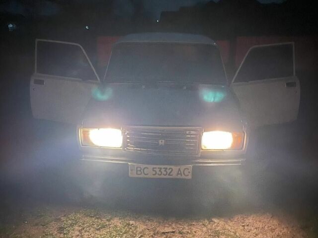 Білий ВАЗ 2107, об'ємом двигуна 1.5 л та пробігом 56 тис. км за 284 $, фото 1 на Automoto.ua