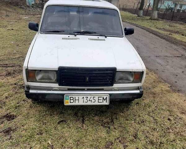 Білий ВАЗ 2107, об'ємом двигуна 1.45 л та пробігом 50 тис. км за 750 $, фото 1 на Automoto.ua