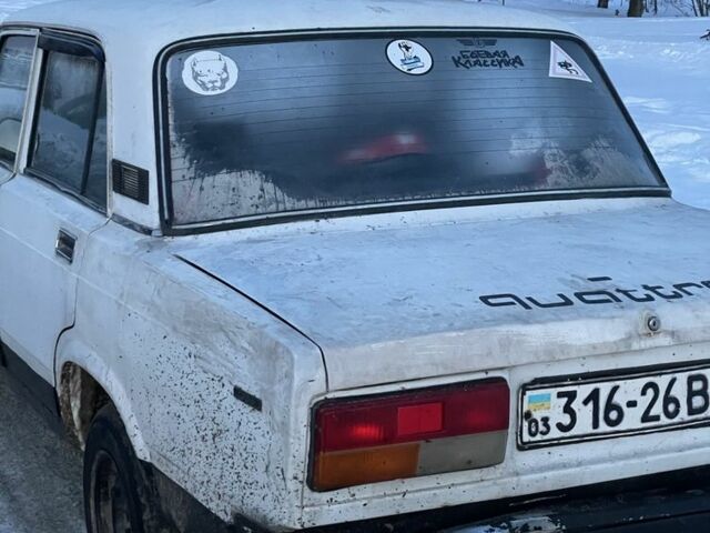 Белый ВАЗ 2107, объемом двигателя 1.5 л и пробегом 350 тыс. км за 532 $, фото 1 на Automoto.ua