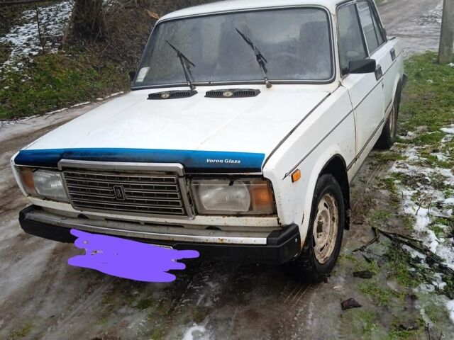 Белый ВАЗ 2107, объемом двигателя 0 л и пробегом 160 тыс. км за 600 $, фото 1 на Automoto.ua