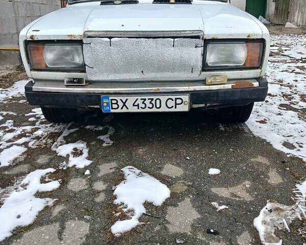 Белый ВАЗ 2107, объемом двигателя 1.45 л и пробегом 75 тыс. км за 458 $, фото 1 на Automoto.ua