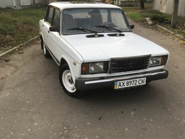 ВАЗ 2107 1986 в Славянске на Automoto.ua Белый ВАЗ 2107, объемом двигателя 1.5 л и пробегом 3 тыс. км за 600 $, фото 1 на Automoto.ua