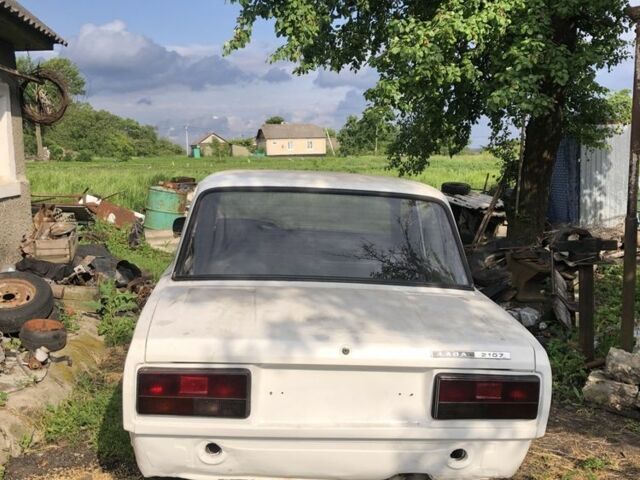 Білий ВАЗ 2107, об'ємом двигуна 1.5 л та пробігом 3 тис. км за 1000 $, фото 1 на Automoto.ua