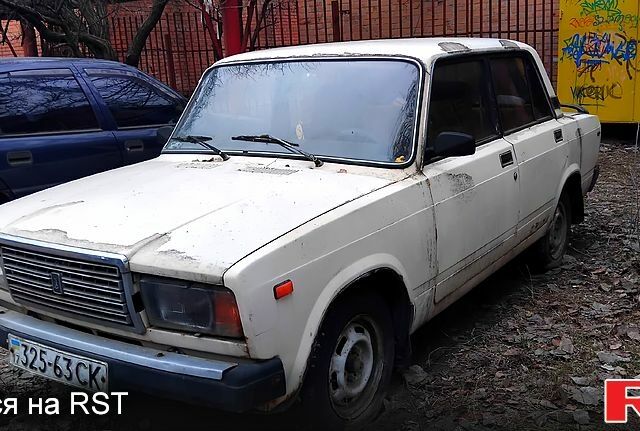 Білий ВАЗ 2107, об'ємом двигуна 1.5 л та пробігом 200 тис. км за 380 $, фото 1 на Automoto.ua