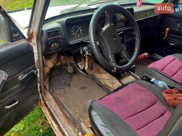 ВАЗ 2107 1986 в Краснокутске на Automoto.ua Белый ВАЗ 2107, объемом двигателя 1.5 л и пробегом 180 тыс. км за 600 $, фото 1 на Automoto.ua
