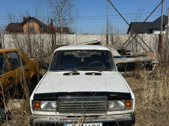 Белый ВАЗ 2107, объемом двигателя 1.5 л и пробегом 90 тыс. км за 510 $, фото 1 на Automoto.ua