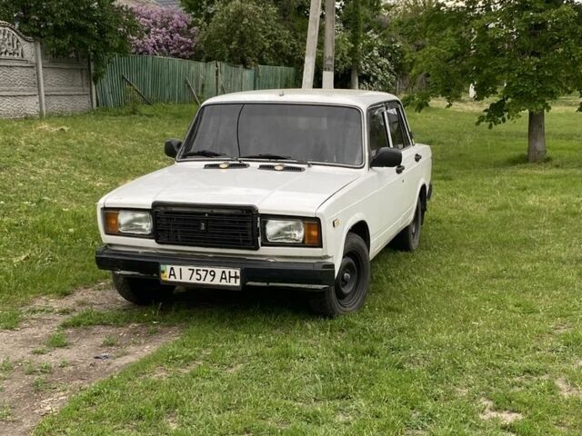 Білий ВАЗ 2107, об'ємом двигуна 1.3 л та пробігом 150 тис. км за 615 $, фото 1 на Automoto.ua