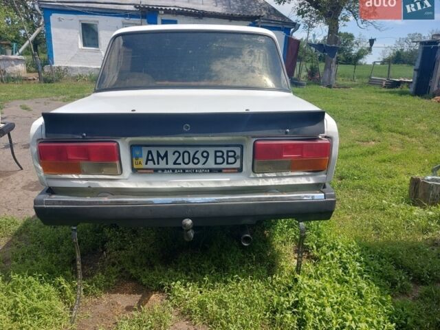 Белый ВАЗ 2107, объемом двигателя 1 л и пробегом 115 тыс. км за 590 $, фото 1 на Automoto.ua