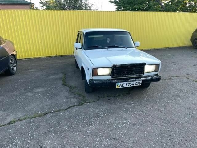 Белый ВАЗ 2107, объемом двигателя 0 л и пробегом 15 тыс. км за 696 $, фото 1 на Automoto.ua