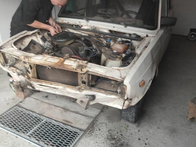 Білий ВАЗ 2107, об'ємом двигуна 1.5 л та пробігом 179 тис. км за 238 $, фото 1 на Automoto.ua