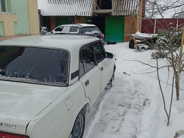Білий ВАЗ 2107, об'ємом двигуна 1.5 л та пробігом 80 тис. км за 600 $, фото 1 на Automoto.ua