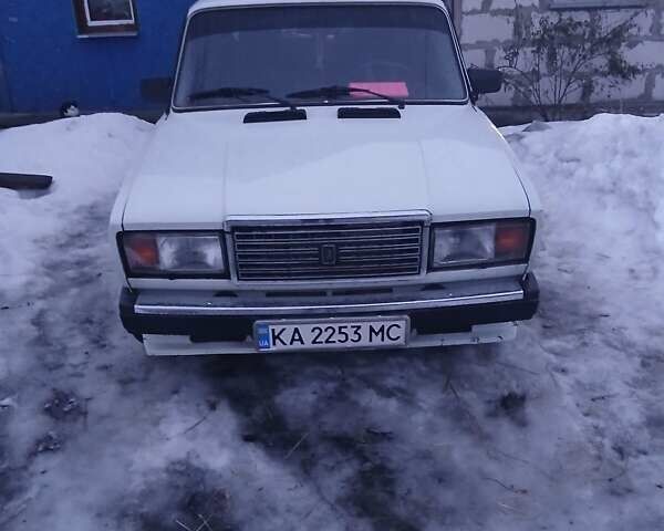 Білий ВАЗ 2107, об'ємом двигуна 1.3 л та пробігом 438 тис. км за 1000 $, фото 1 на Automoto.ua