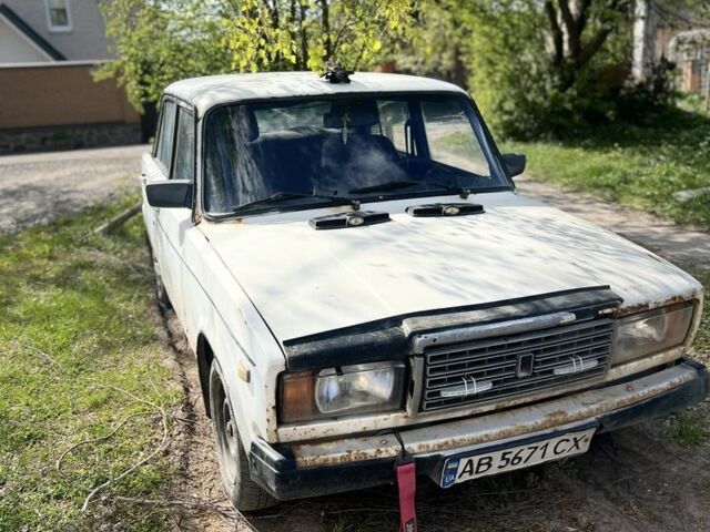 Білий ВАЗ 2107, об'ємом двигуна 1.5 л та пробігом 185 тис. км за 550 $, фото 1 на Automoto.ua