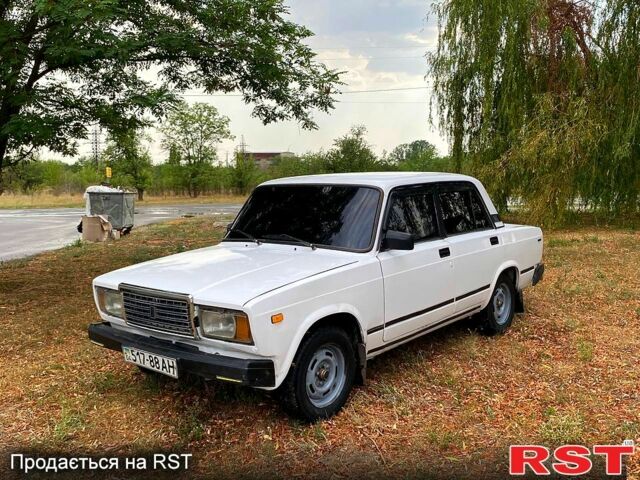 Білий ВАЗ 2107, об'ємом двигуна 1.5 л та пробігом 0 тис. км за 850 $, фото 1 на Automoto.ua