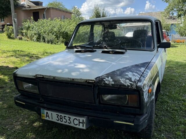 Белый ВАЗ 2107, объемом двигателя 1.5 л и пробегом 3 тыс. км за 483 $, фото 1 на Automoto.ua