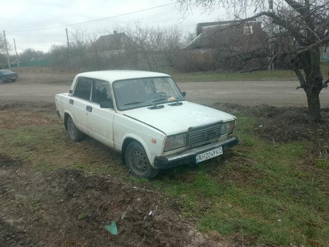 Білий ВАЗ 2107, об'ємом двигуна 1.5 л та пробігом 80 тис. км за 452 $, фото 1 на Automoto.ua