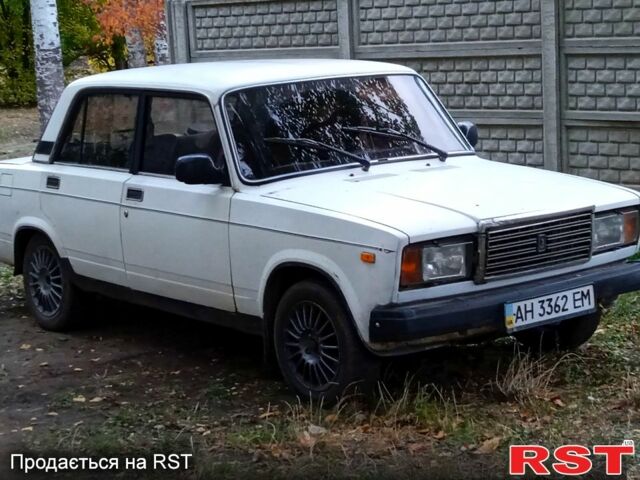 Белый ВАЗ 2107, объемом двигателя 1.5 л и пробегом 81 тыс. км за 640 $, фото 1 на Automoto.ua