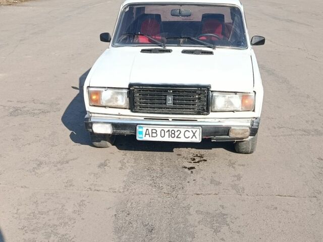 Белый ВАЗ 2107, объемом двигателя 1.5 л и пробегом 492 тыс. км за 339 $, фото 1 на Automoto.ua