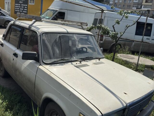 Белый ВАЗ 2107, объемом двигателя 1.5 л и пробегом 3 тыс. км за 428 $, фото 1 на Automoto.ua